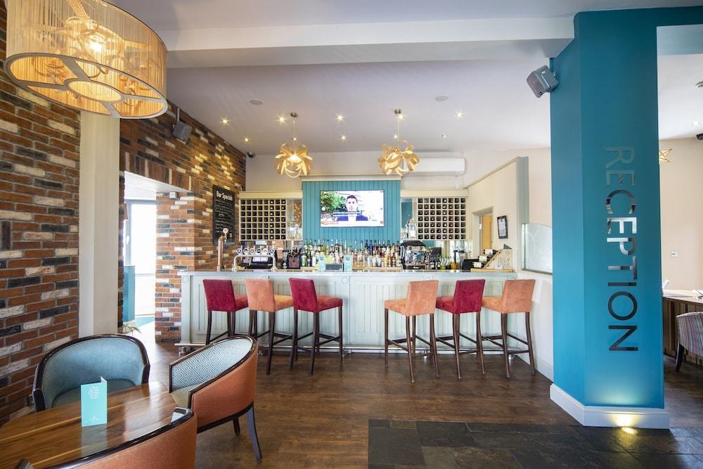The Inn Hotel Bar And Restaurant Saint Helier Jersey Exteriör bild